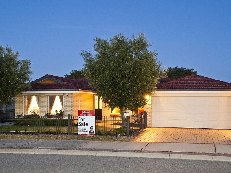 9 Ascot Parkway, Bertram WA 6167