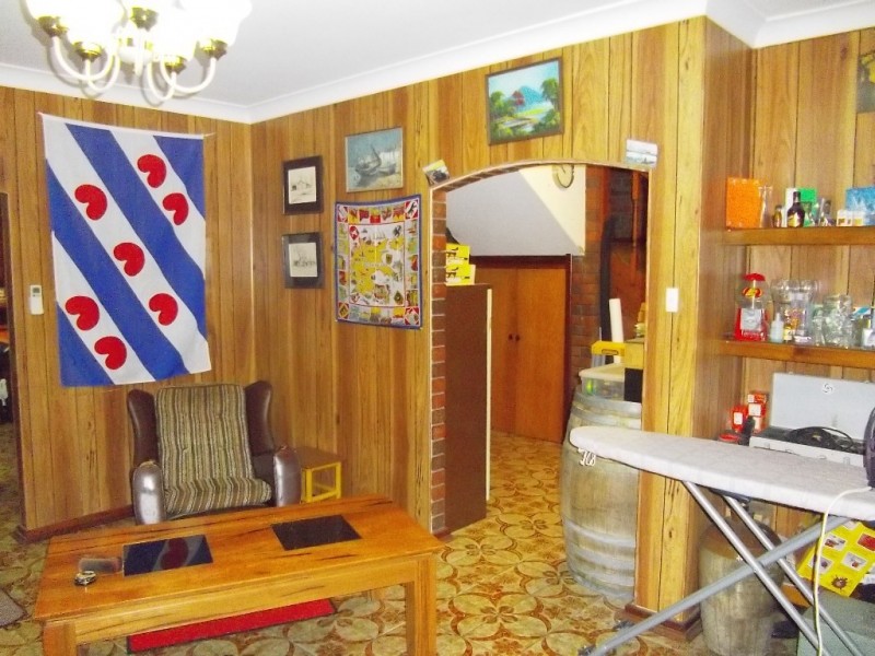 34 Tanson Road, Parmelia WA 6167