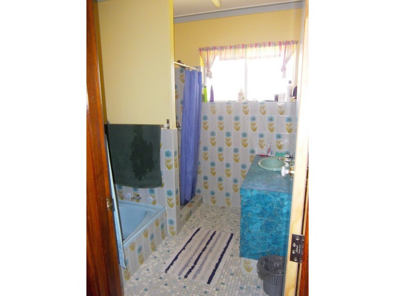 34 Tanson Road, Parmelia WA 6167