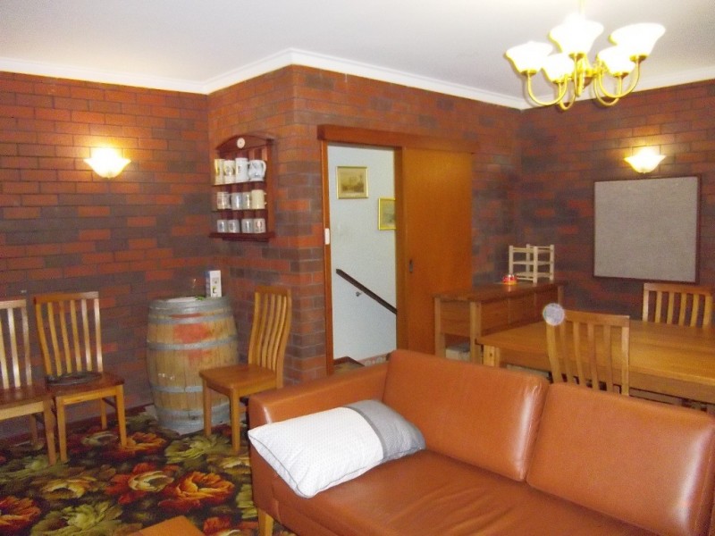 34 Tanson Road, Parmelia WA 6167