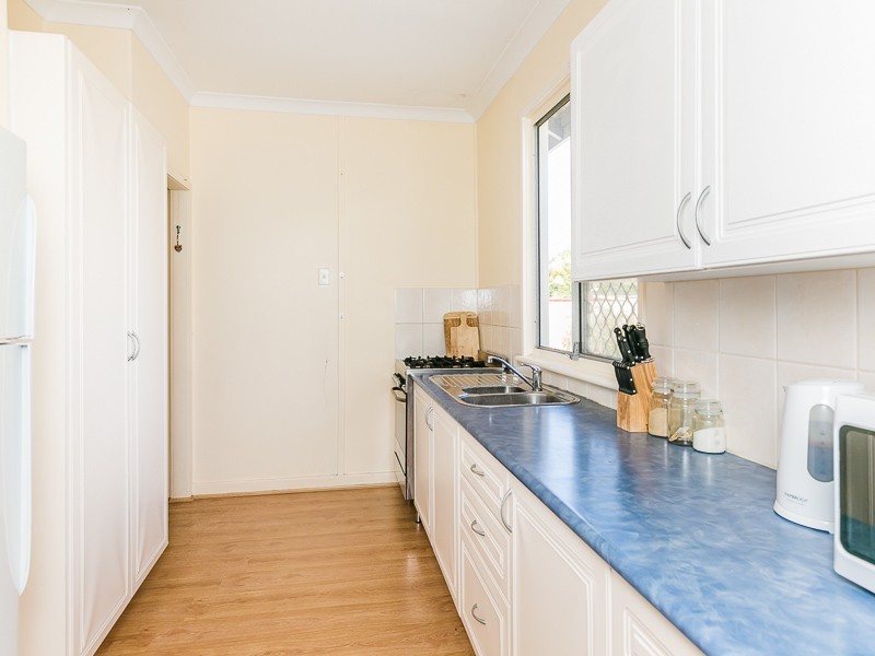 38 Summerton Road, Calista WA 6167