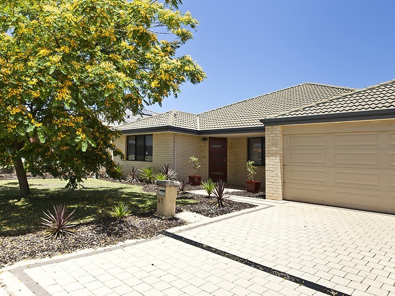 47 Minstrell Road, Bertram WA 6167