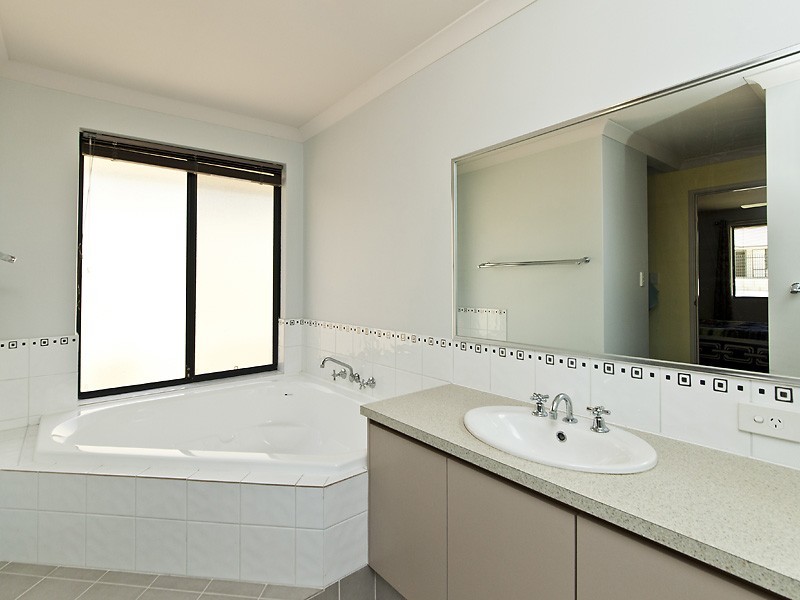 47 Minstrell Road, Bertram WA 6167