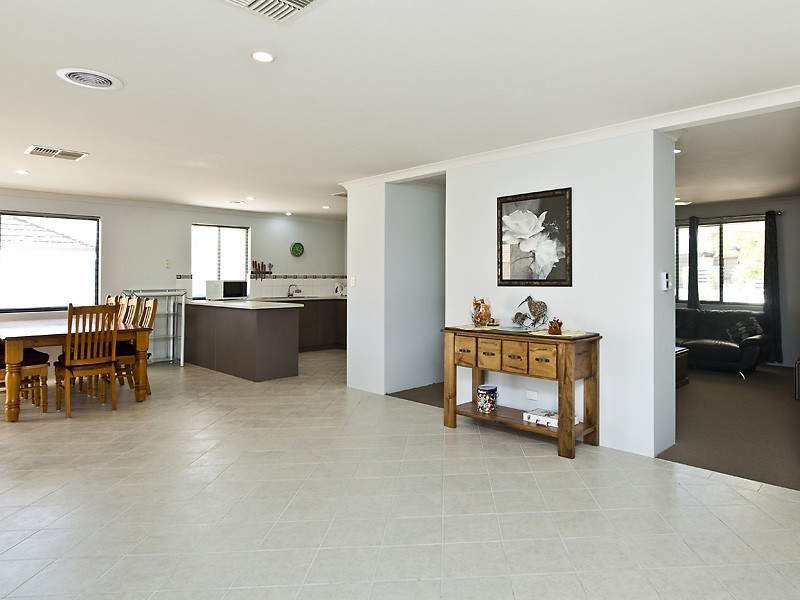 47 Minstrell Road, Bertram WA 6167