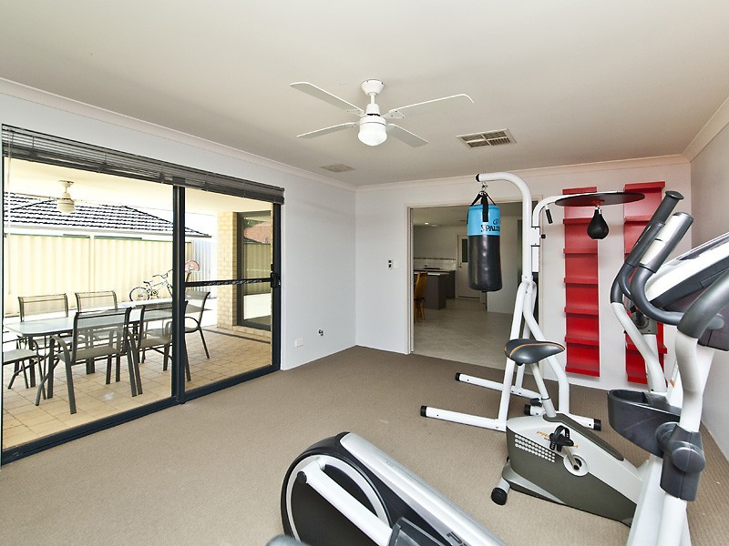 47 Minstrell Road, Bertram WA 6167