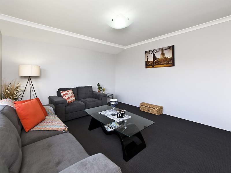 6 Camballin Loop, Bertram WA 6167