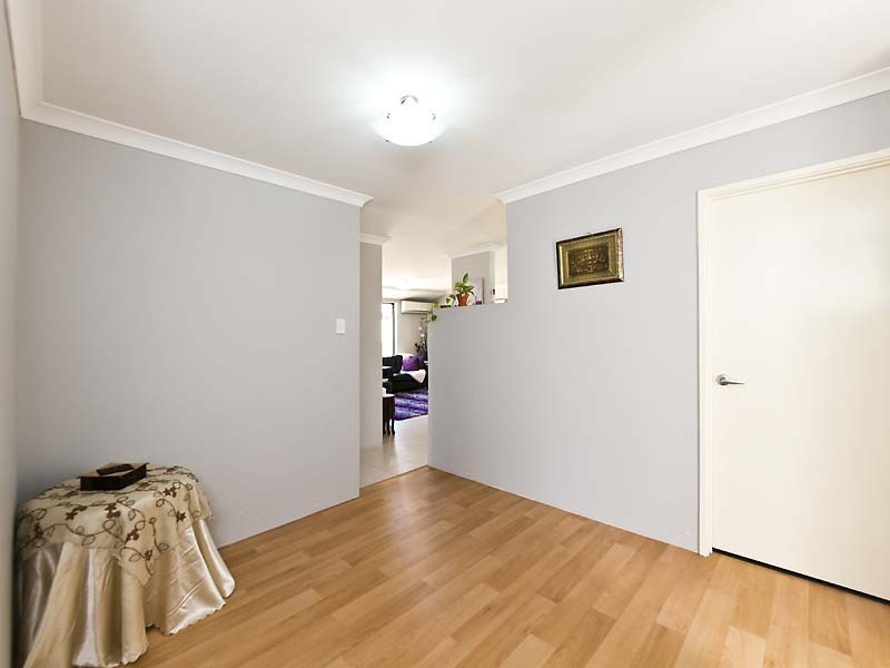 6 Camballin Loop, Bertram WA 6167