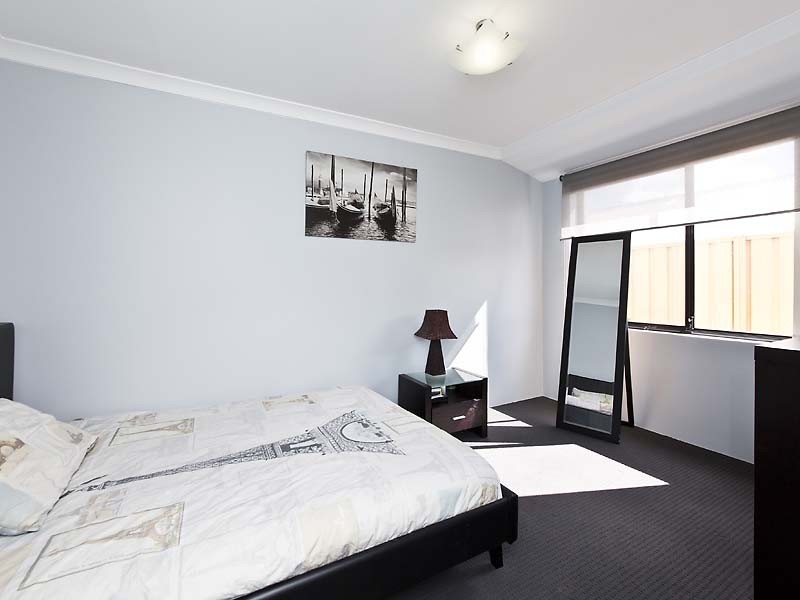 6 Camballin Loop, Bertram WA 6167