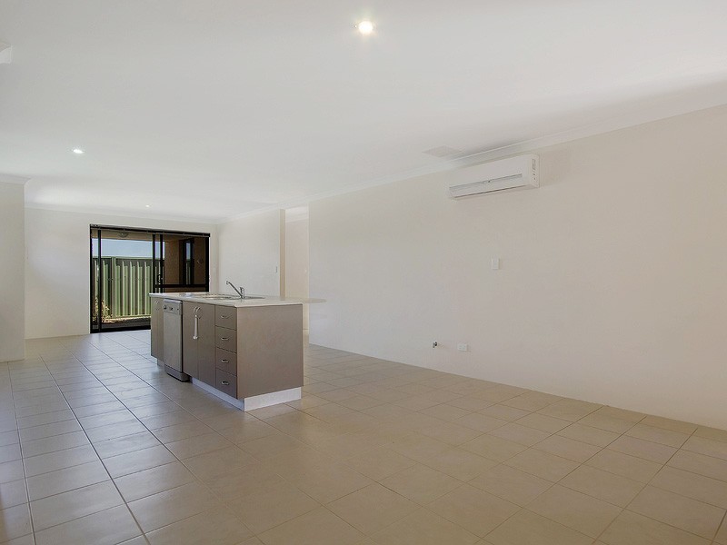19 Meridian Way, Kwinana Town Centre WA 6167