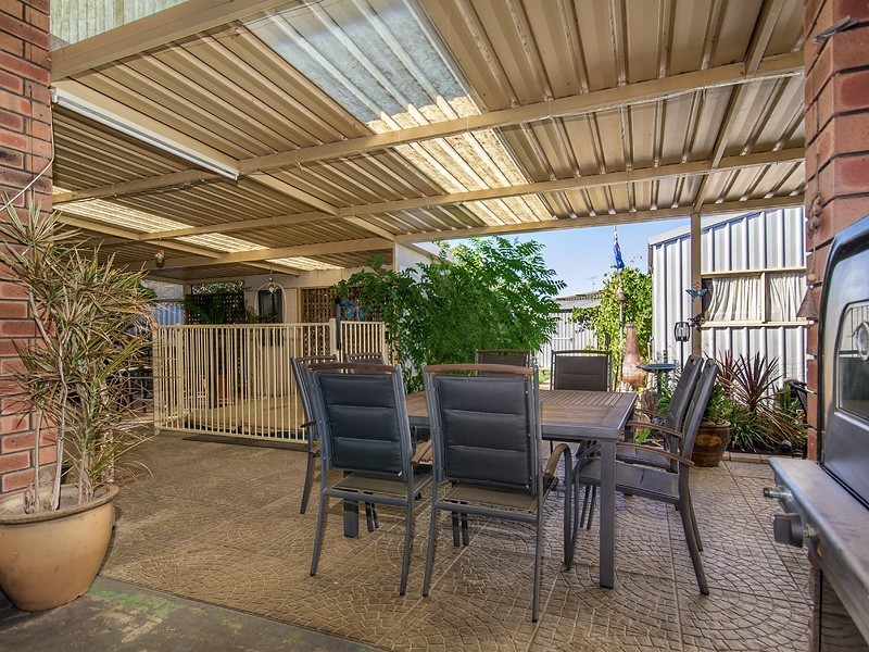 3 Lancier Place, Rockingham WA 6168