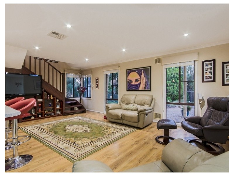 18 Goldsmith Drive, Wellard WA 6170