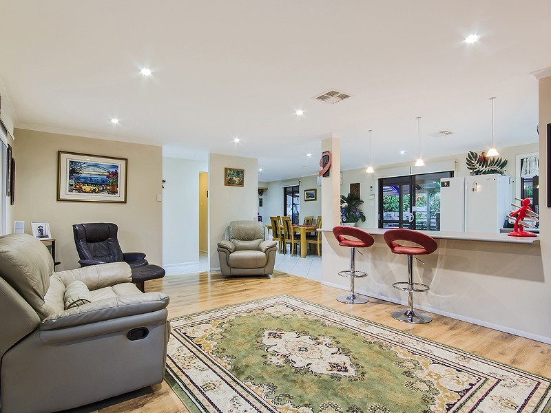 18 Goldsmith Drive, Wellard WA 6170