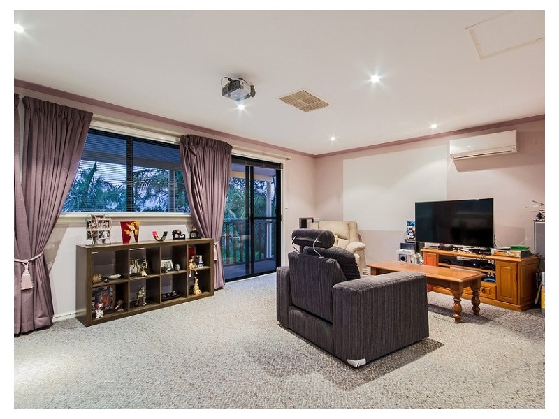 18 Goldsmith Drive, Wellard WA 6170