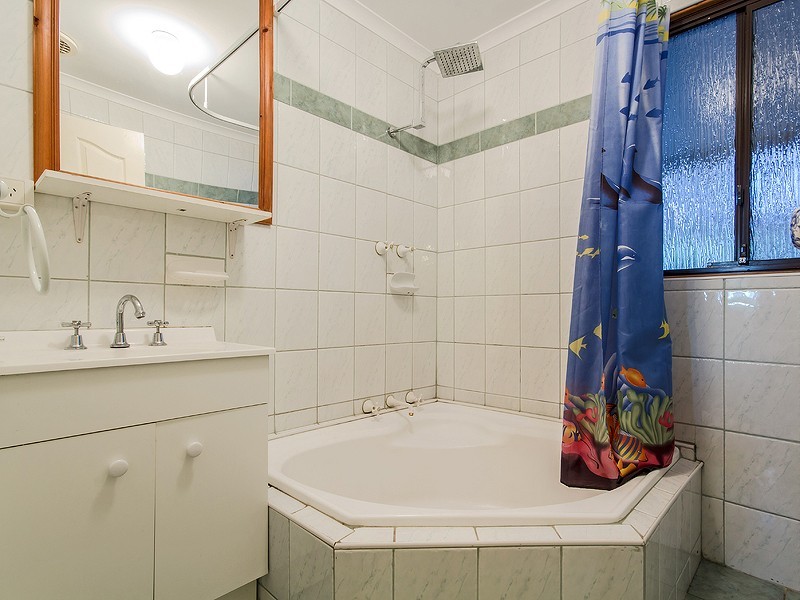 18 Goldsmith Drive, Wellard WA 6170