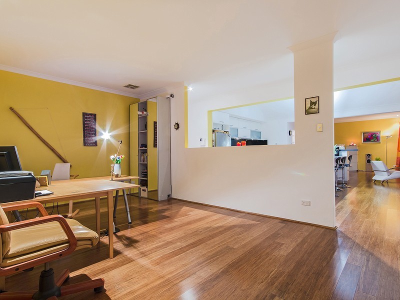 73 Beauchamp Loop, Wellard WA 6170