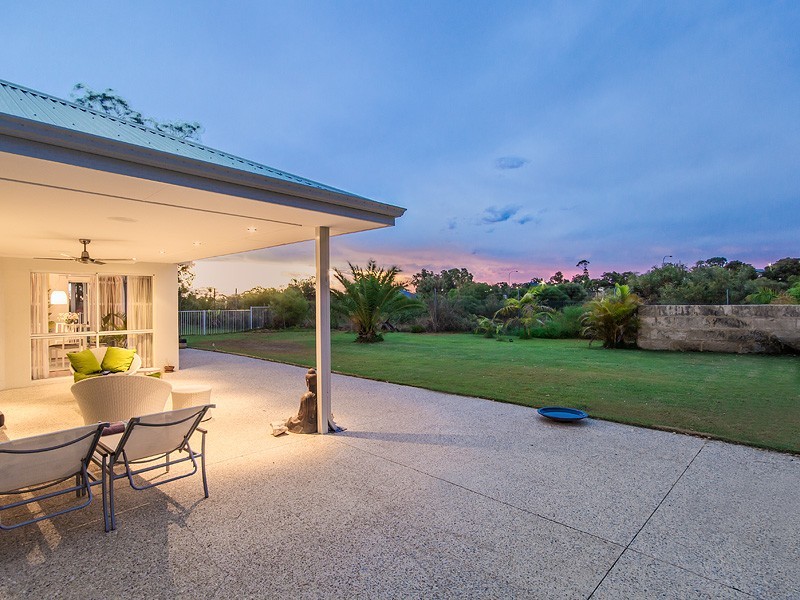 73 Beauchamp Loop, Wellard WA 6170