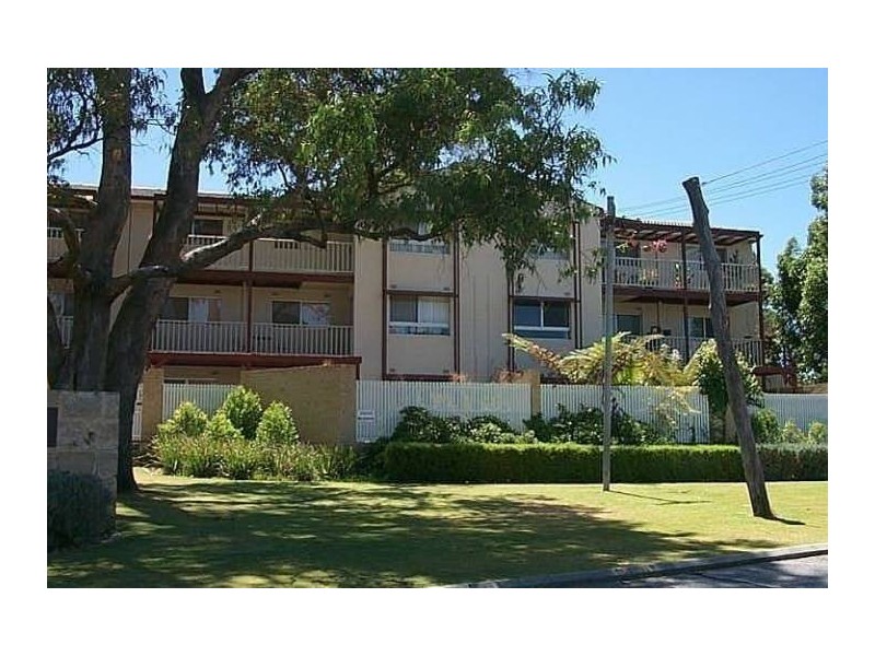 Unit 9, 15 Pudney Place, Orelia WA 6167