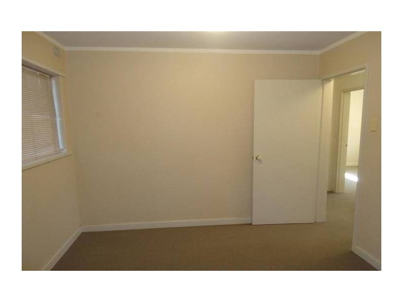 Unit 9, 15 Pudney Place, Orelia WA 6167