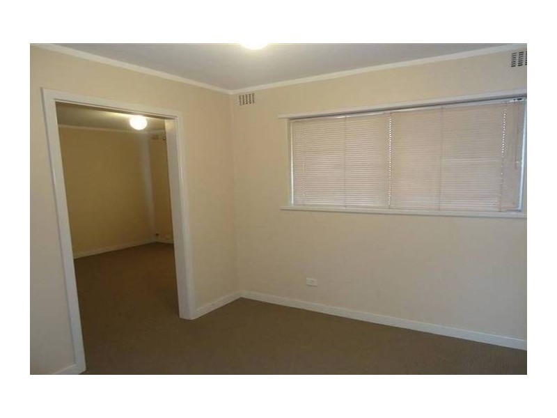 Unit 9, 15 Pudney Place, Orelia WA 6167