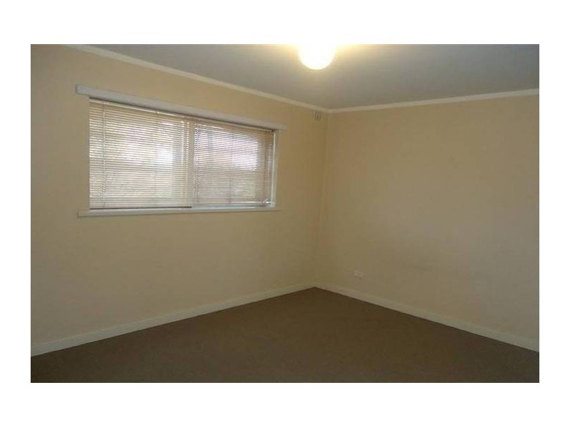 Unit 9, 15 Pudney Place, Orelia WA 6167