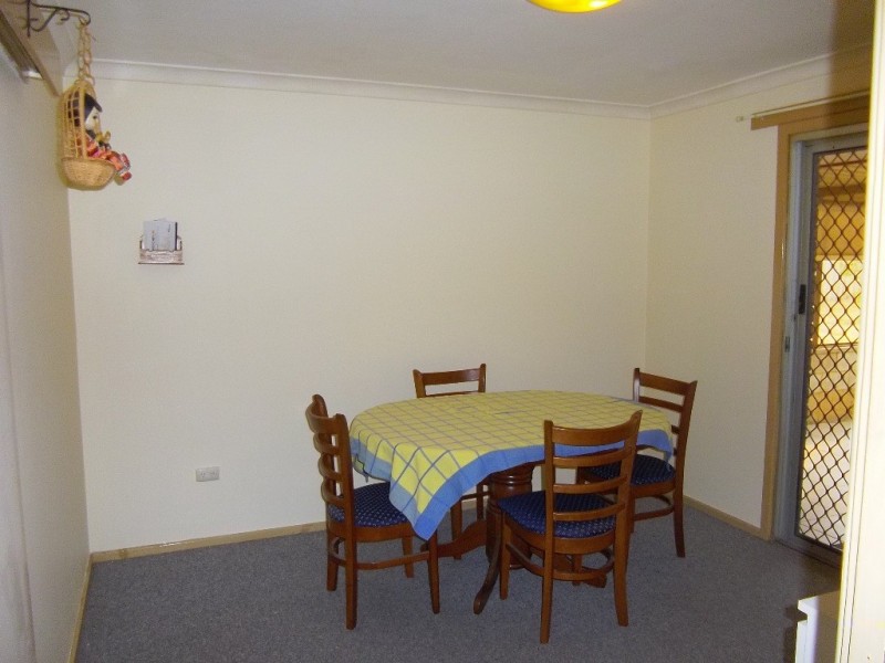 21 Cowling Way, Parmelia WA 6167