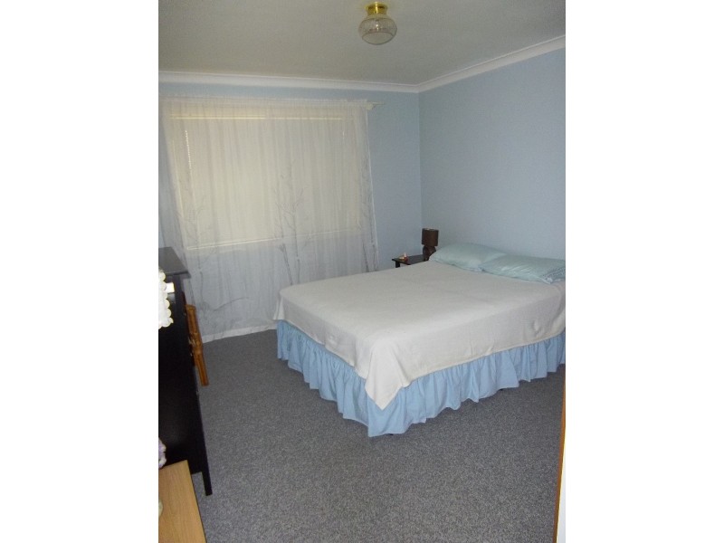 21 Cowling Way, Parmelia WA 6167