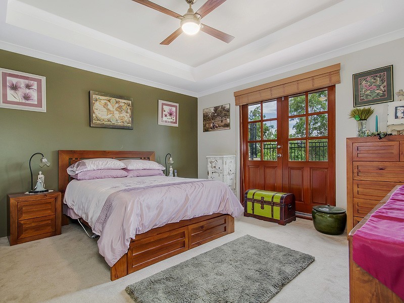 15 Lambeth Circle, Wellard WA 6170