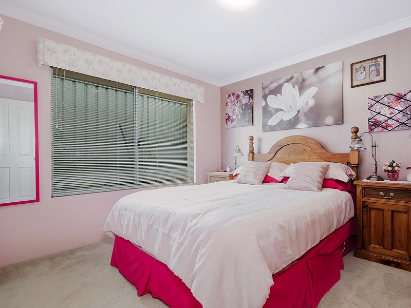 15 Lambeth Circle, Wellard WA 6170