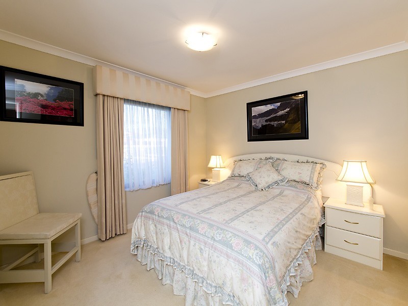 121 Centennial Avenue, Bertram WA 6167