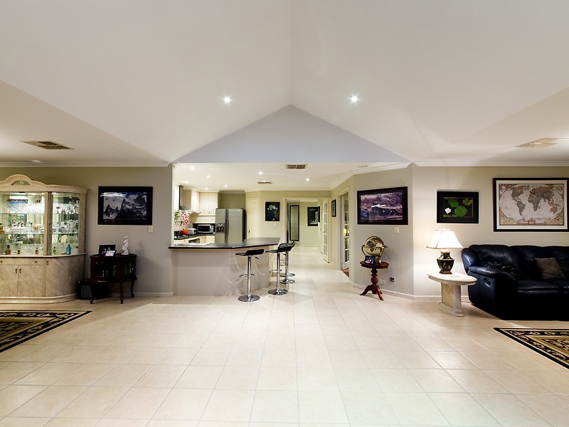 121 Centennial Avenue, Bertram WA 6167