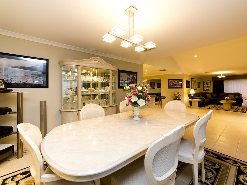 121 Centennial Avenue, Bertram WA 6167