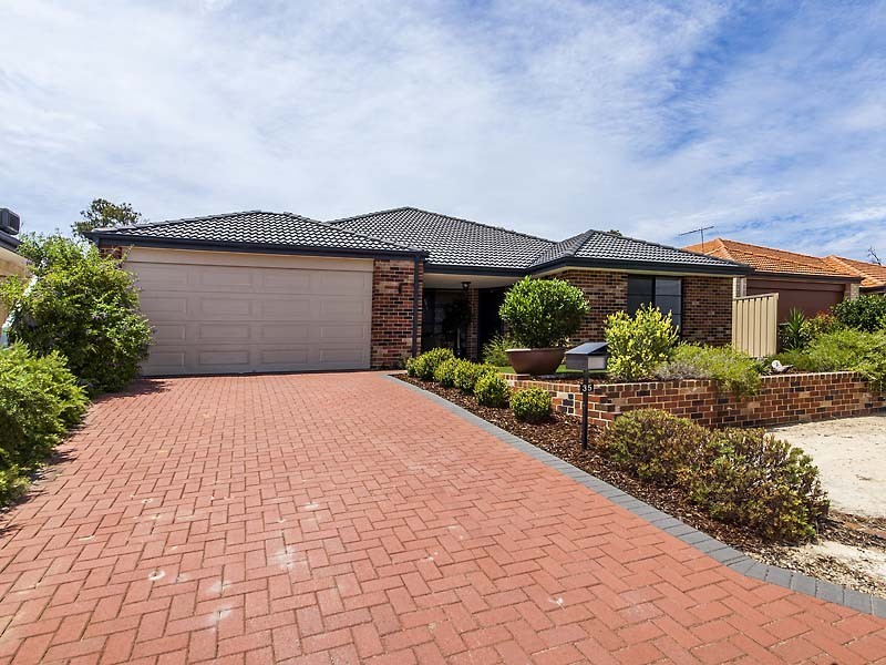 35 Stokesay Street, Orelia WA 6167