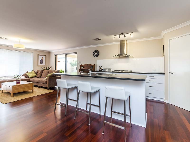 35 Stokesay Street, Orelia WA 6167