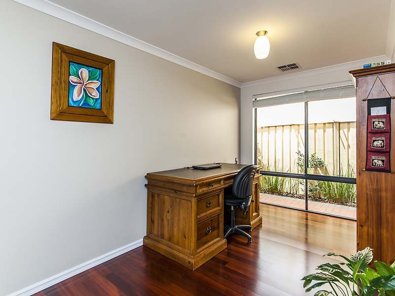 35 Stokesay Street, Orelia WA 6167