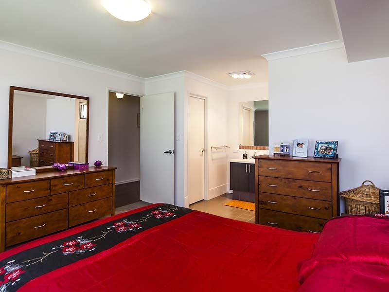 35 Stokesay Street, Orelia WA 6167