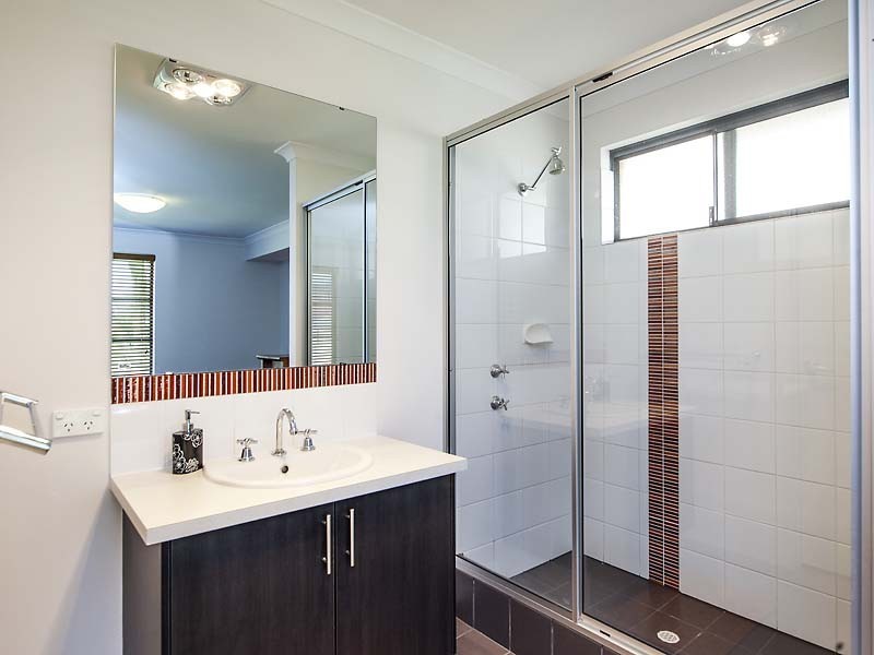 35 Stokesay Street, Orelia WA 6167