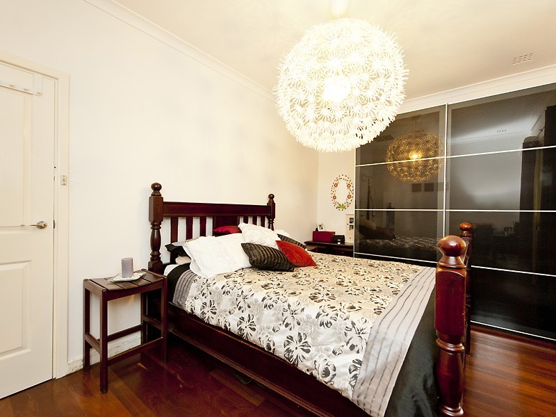 98 Bingfield Road East, Medina WA 6167