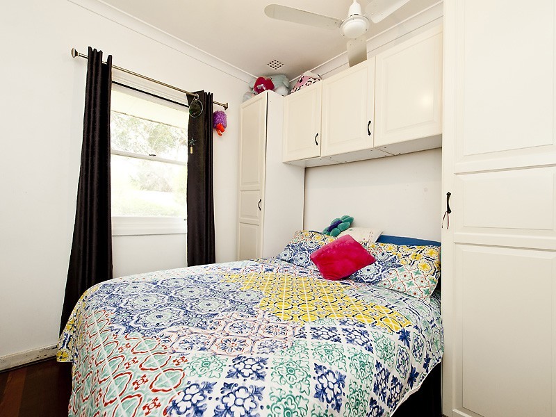 98 Bingfield Road East, Medina WA 6167