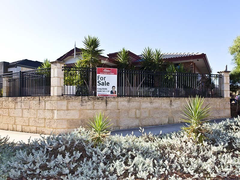 18 Cheltenham Loop, Bertram WA 6167