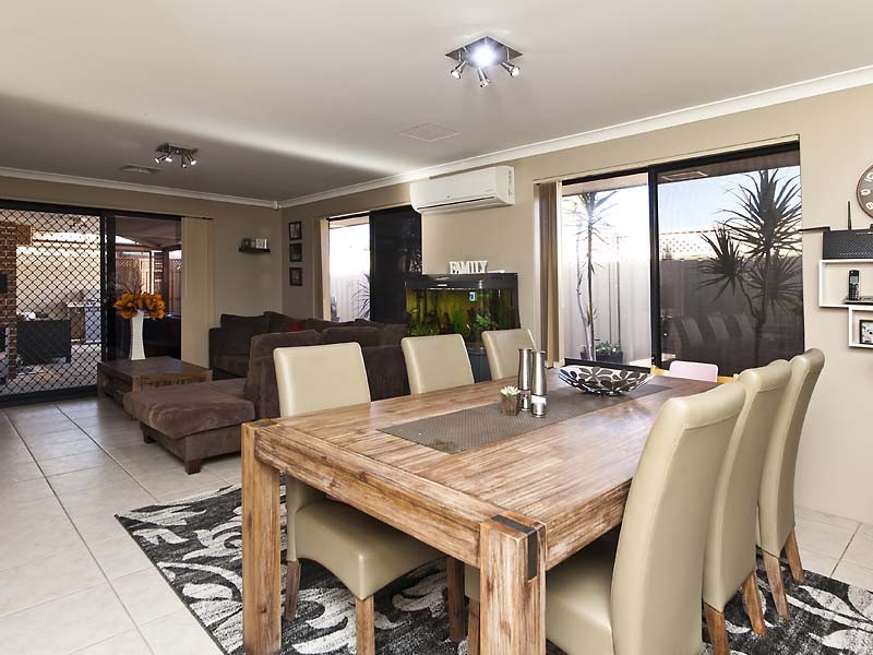 18 Cheltenham Loop, Bertram WA 6167