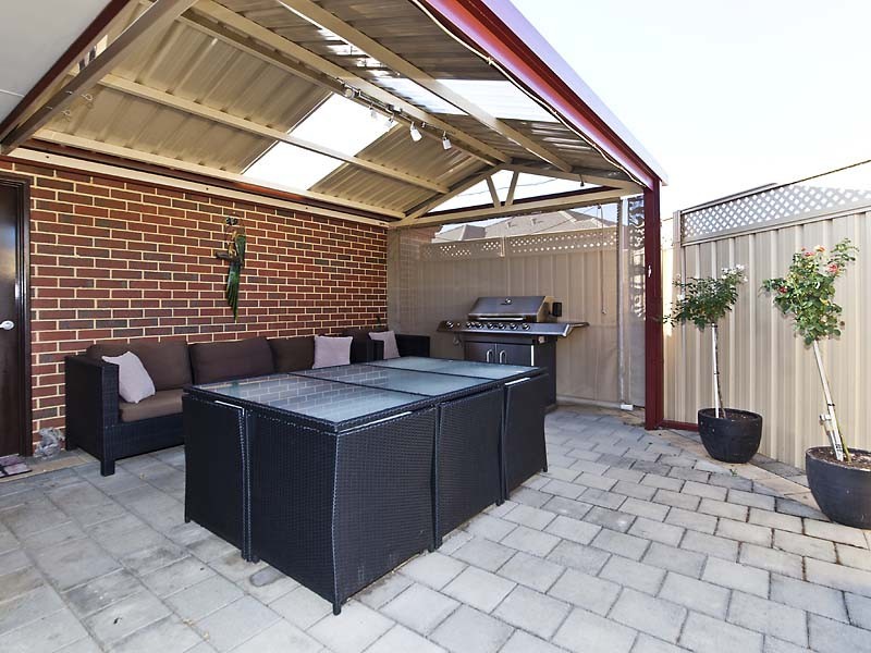 18 Cheltenham Loop, Bertram WA 6167