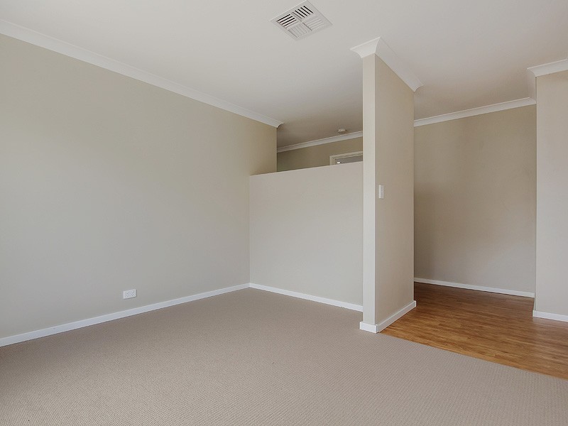 14 Petersfield Lane, Wellard WA 6170