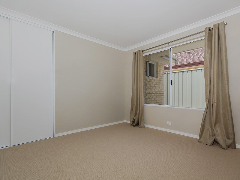 14 Petersfield Lane, Wellard WA 6170