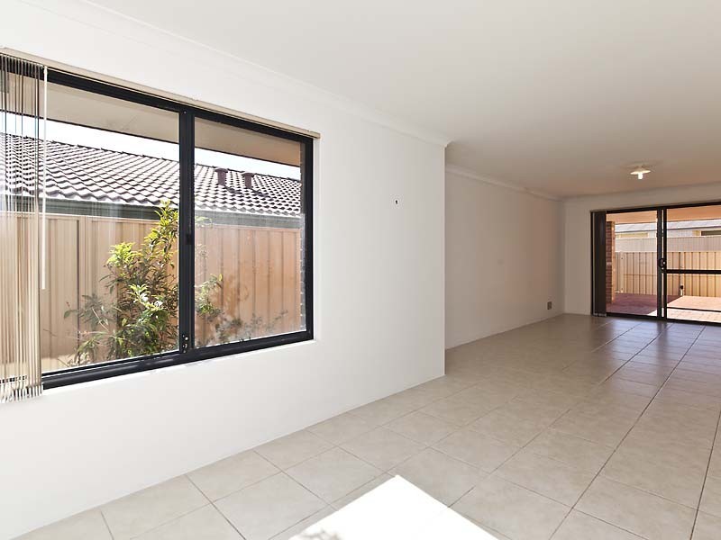 26 Cheltenham Loop, Bertram WA 6167