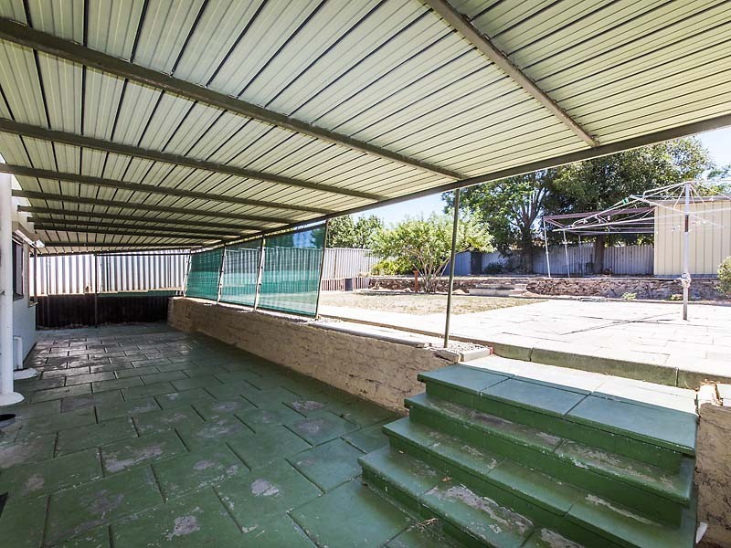 61 Summerton Road, Medina WA 6167