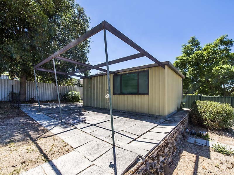 61 Summerton Road, Medina WA 6167