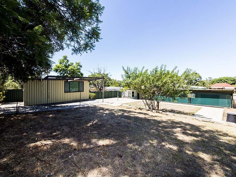 61 Summerton Road, Medina WA 6167