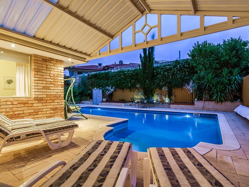 20 Fendam Street, Waikiki WA 6169