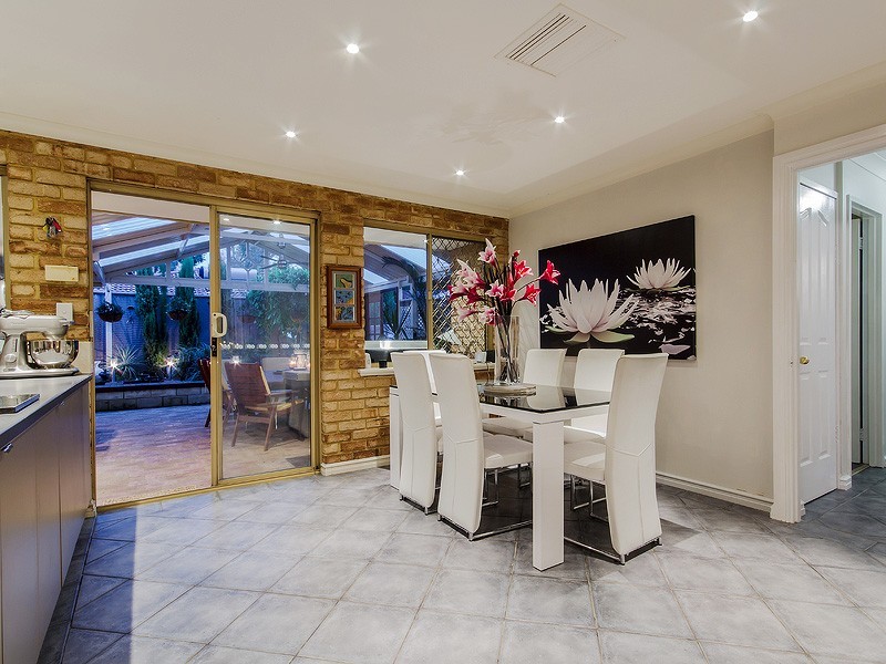 20 Fendam Street, Waikiki WA 6169