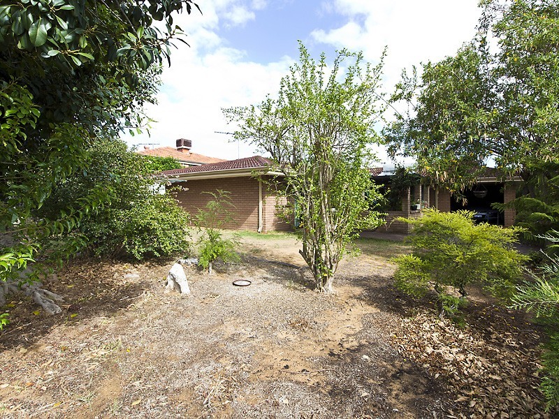 3 Allin Place, Parmelia WA 6167